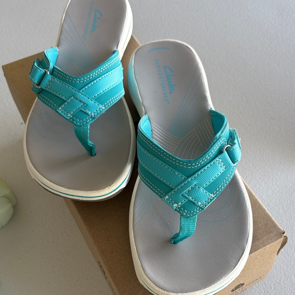 New Clarks Aqua Blue Sandals